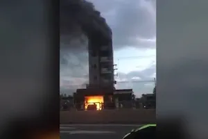 Clip: Cháy khách sạn ở Bình Thuận, du khách nhảy lầu 