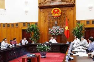 Thủ tướng làm việc với tổ tư vấn kinh tế