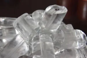 Video: Thời loạn nước đá bẩn 