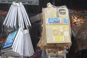 Vàng mã 'đồ xịn' vẫn ế trong 'tháng cô hồn'