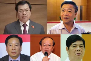 Các cựu quan chức bị cách, xóa các chức vụ đã từng có