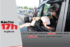 CSGT khuyên không dùng tiền lẻ mua vé qua trạm BOT