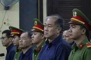 Clip: Tòa trả hồ sơ vụ Phạm Công Danh, Trầm Bê