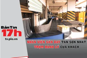 Nhân viên sân bay Tân Sơn Nhất trộm hành lý của khách