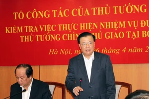 Dứt khoát cắt bỏ các loại phí “trời ơi”