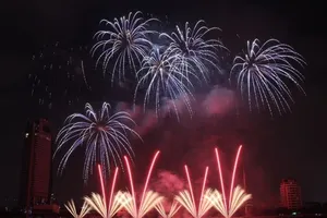 Mãn nhãn đêm khai mạc pháo hoa quốc tế Đà Nẵng 2018