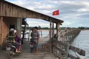 Hy hữu trạm 'BOT' được dân hết lời khen ngợi