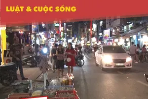 Ngán ngẩm vì sự biến tướng ở phố đi bộ Bùi Viện