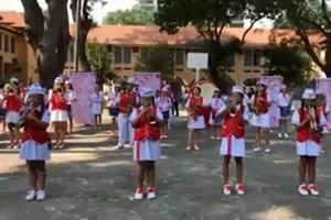 Ngỡ ngàng bài biểu diễn trống kèn đặc sắc của học sinh THCS