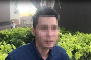 Việt kiều dắt chó không đeo rọ mõm nói gì ?