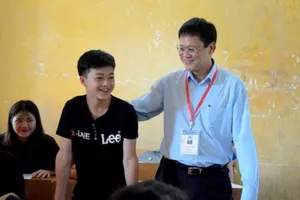 Video: Thương tiếc Thứ trưởng Bộ GD&ĐT Lê Hải An