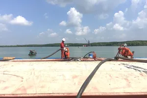 Vụ chìm tàu 8.000 tấn: Chưa xảy ra sự cố tràn dầu