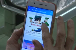 Video: Dân gửi tin qua Zalo, phường xử lý liền 