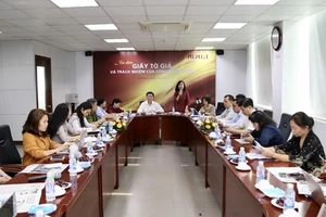 Tọa đàm 'Giấy tờ giả và trách nhiệm của công chứng viên'