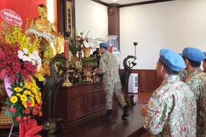 Video: Bệnh viện dã chiến cấp 2 số 1 báo công Bác Hồ 