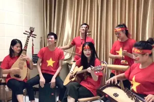 Bản hòa tấu 'Việt Nam ơi' cổ vũ tuyển Việt Nam cực chất 