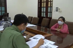 Video: Triệu tập người lợi dụng dịch COVID-19 thu mua sổ BHXH