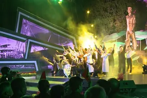 Cầu truyền hình 'Hồ Chí Minh - Sáng ngời ý chí Việt Nam'