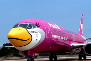 Gặp sự cố, máy bay Thái Lan “nằm” hơn chín tiếng ở Tân Sơn Nhất