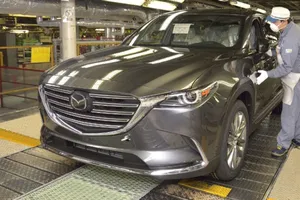 5 mẫu ô tô ế ẩm nhất đầu năm 2017