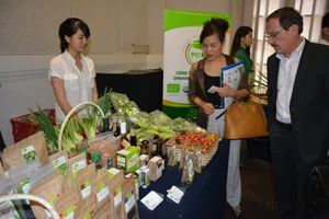 Thuê nước ngoài giám sát trang trại hữu cơ Việt Nam