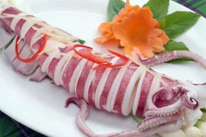 Người Thái thích ăn mực Việt Nam, 'chê' mực TQ