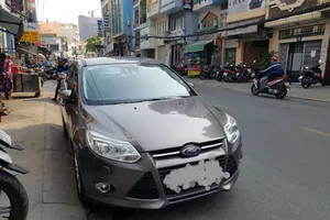 Ô tô sửa 5 lần vẫn hỏng, người Việt kiện Ford tại Mỹ