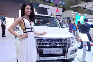 Xe nhập khẩu bất ngờ giảm giá cả trăm triệu đồng/chiếc