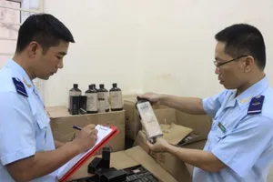 Chặn hàng Trung Quốc đội lốt 'Made in VietNam'