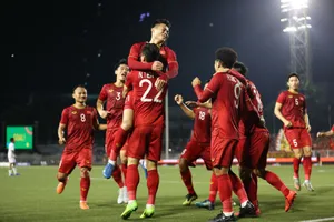 HLV Park Hang-seo, Văn Hậu được nhiều tập đoàn thưởng riêng