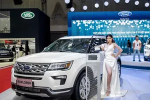 Hàng loạt mẫu xe giảm giá từ 100 đến 500 triệu đồng/chiếc