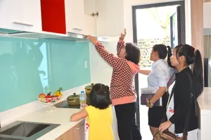 Đề xuất giảm lãi suất, giãn tiến độ trả nợ cho người mua nhà