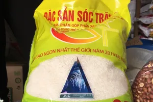 Lý do gạo Việt Nam có thể bị cấm thi gạo ngon thế giới