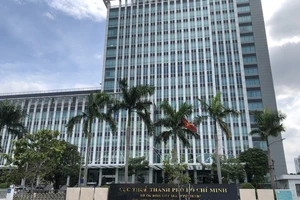 Cục Thuế TP.HCM thu ngân sách hơn 318.000 tỉ đồng 