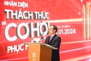 Khơi thông thị trường bất động sản năm 2024: Cần cụ thể hóa các luật