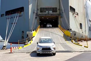 Ô tô Indonesia giá chỉ 365 triệu đồng được nhập về Việt Nam nhiều nhất