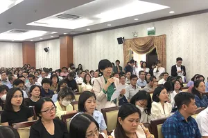 Đối thoại với Bộ Tài chính: DN vẫn kêu chậm được hoàn thuế VAT hàng triệu USD