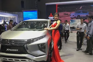 'Bùng nổ' nhập khẩu ô tô trong năm 2024, người Việt vẫn chịu chi