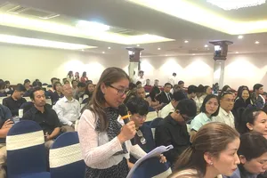 Du lịch đường sông TP.HCM vẫn ‘mắc cạn’ vì thiếu bến bãi