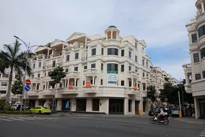 Tiền tỉ bất động, nhà đầu tư shophouse ôm nỗi lo dòng tiền