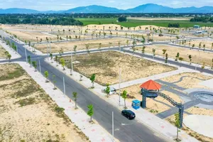 Giá đất nền TP.HCM mở bán cao nhất 140 triệu/m², thị trường vẫn 'khát' giao dịch