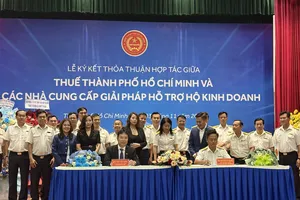 Thuế TP.HCM liên minh 7 doanh nghiệp lớn hỗ trợ hộ kinh doanh chuyển đổi 