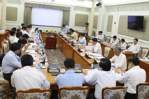 Tháng 6, UBND TP.HCM kiểm tra việc xin lỗi dân