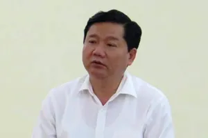 Bí thư Thăng: TP.HCM chưa có chủ trương tách nhập quận