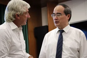 Bí thư Nhân: Làm đô thị thông minh là để bớt giật mình