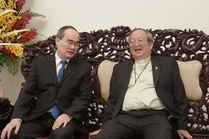 Bí thư Nguyễn Thiện Nhân chúc mừng Giáng sinh