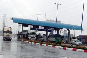 Kết thúc thu phí trạm xa lộ Hà Nội trước một năm