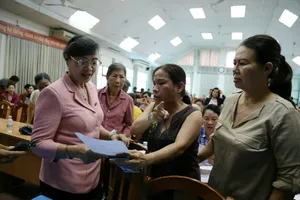 Buổi tiếp xúc cử tri ở quận 2 'nóng rực' về dự án Thủ Thiêm 