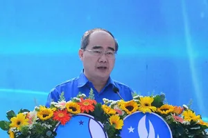 Bí thư Nhân: 'Nói không với cống tắc, kênh rạch tắc vì rác'