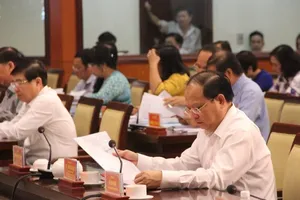 HĐND TP.HCM đang chất vấn các lãnh đạo chủ chốt